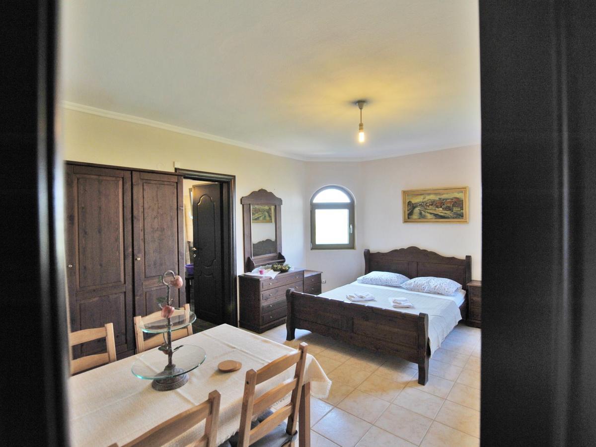 Alice Wonderland Home Nea Flogita Halkidiki Extérieur photo